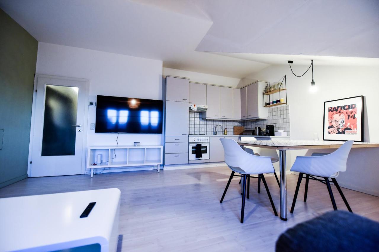 Apartamento Skyhigh Studio Stp Sankt Poelten Exterior foto