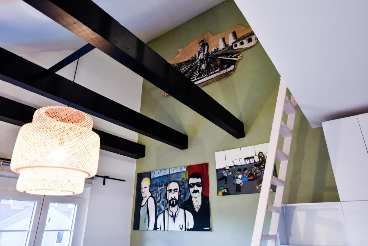 Apartamento Skyhigh Studio Stp Sankt Poelten Exterior foto